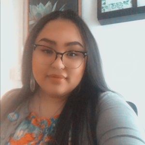 Meet your Posher, Coralee